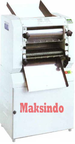 Mesin Pembuat Mie Basah untuk Menopang Usaha Anda